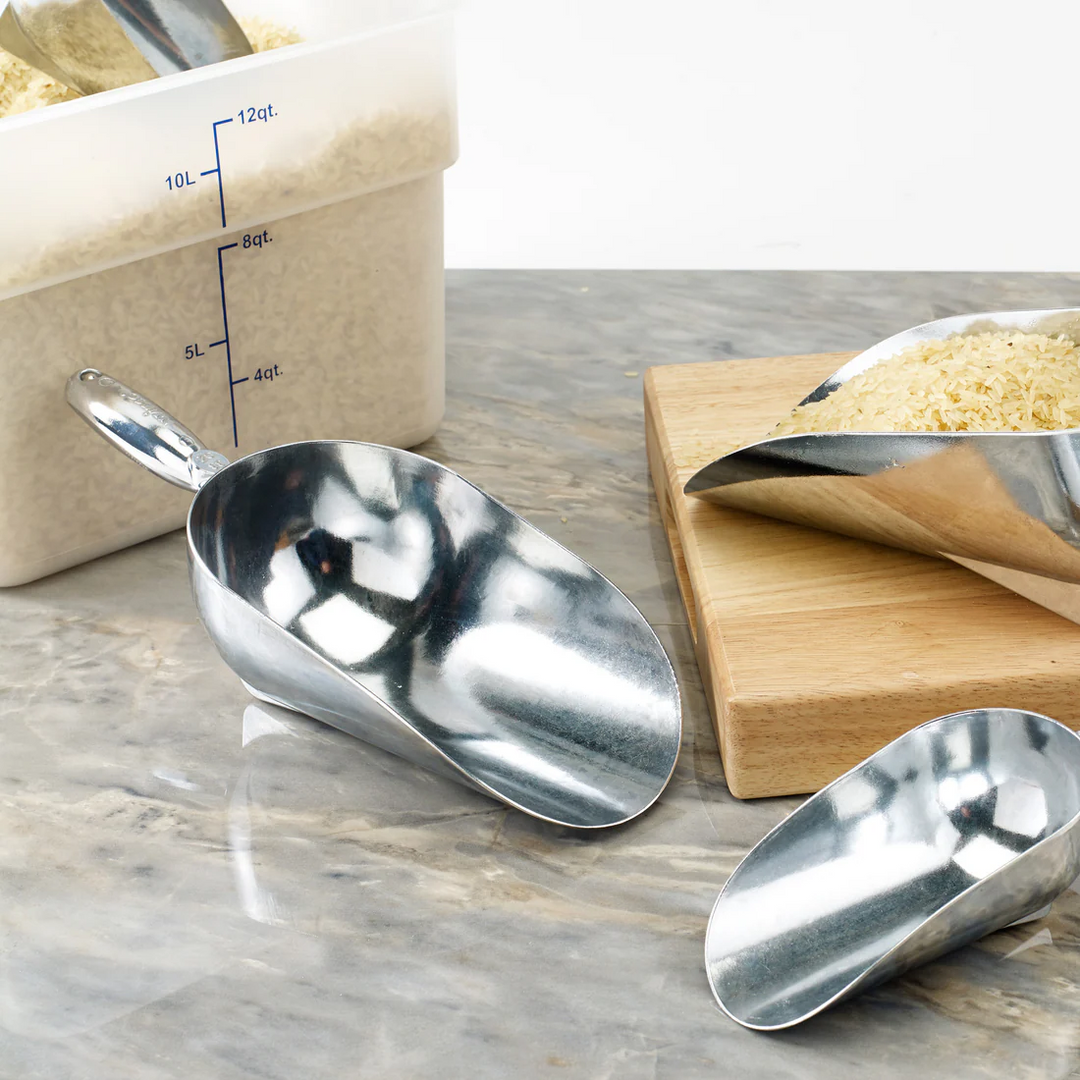Winco AS-58 58 Oz Aluminum Scoop