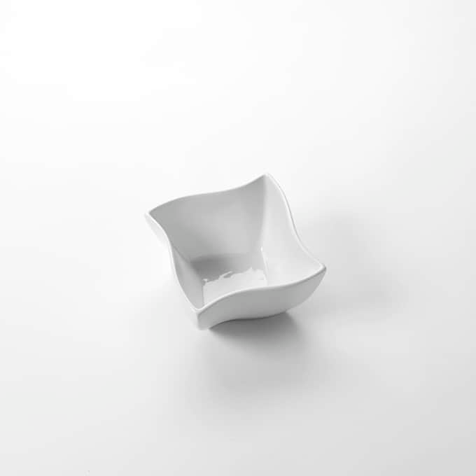 American Metalcraft SQVY3 5 oz Square Wavy White Porcelain Sauce Cup