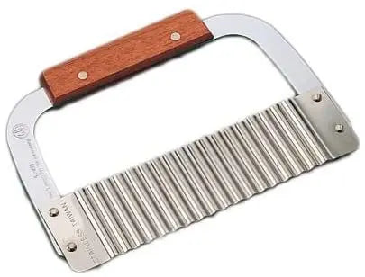 American Metalcraft SER75 SS Wood Handle Crinkle Cut Serrator 7"