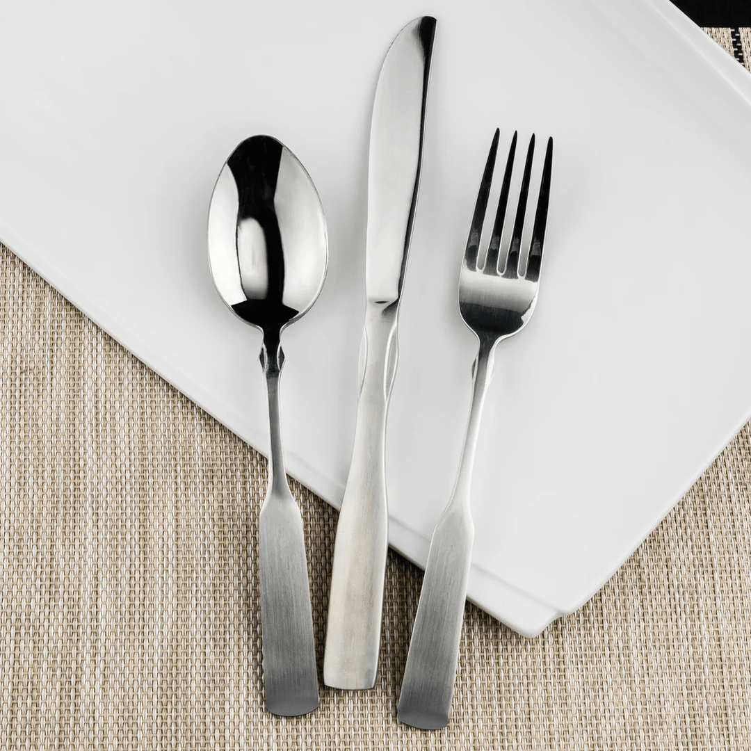 Winco 0025 - 08 Houston 8.75" Satin Finish 18/0 Stainless Steel Heavyweight Dinner Knife DozenShopAtDean