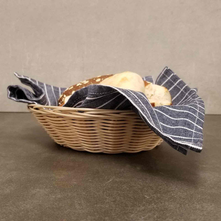Tablecraft 1175W 8.5" Round Natural Handmade Basket Tablecraft