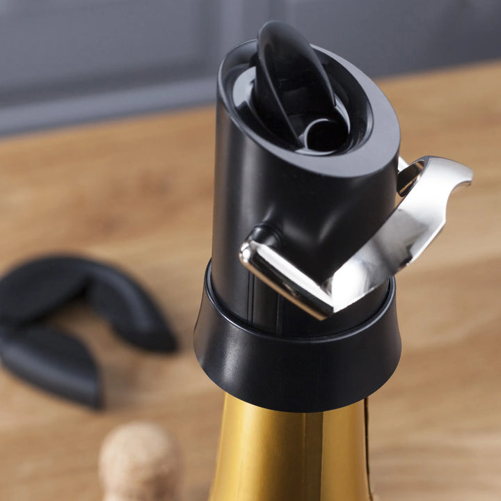 Vacu Vin 1880460 Champagne Saver/Pourer Black Vacu Vin