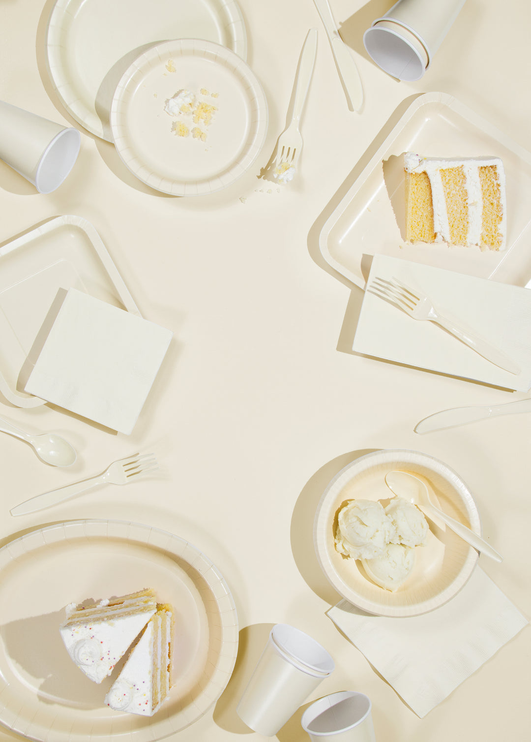 Creative Converting 433264 Ivory Oval Paper Platter