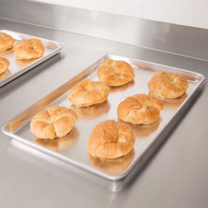 Vollrath Wear Ever 5303 Heavy Duty Half Size Aluminum Sheet Pan with Natural Finish