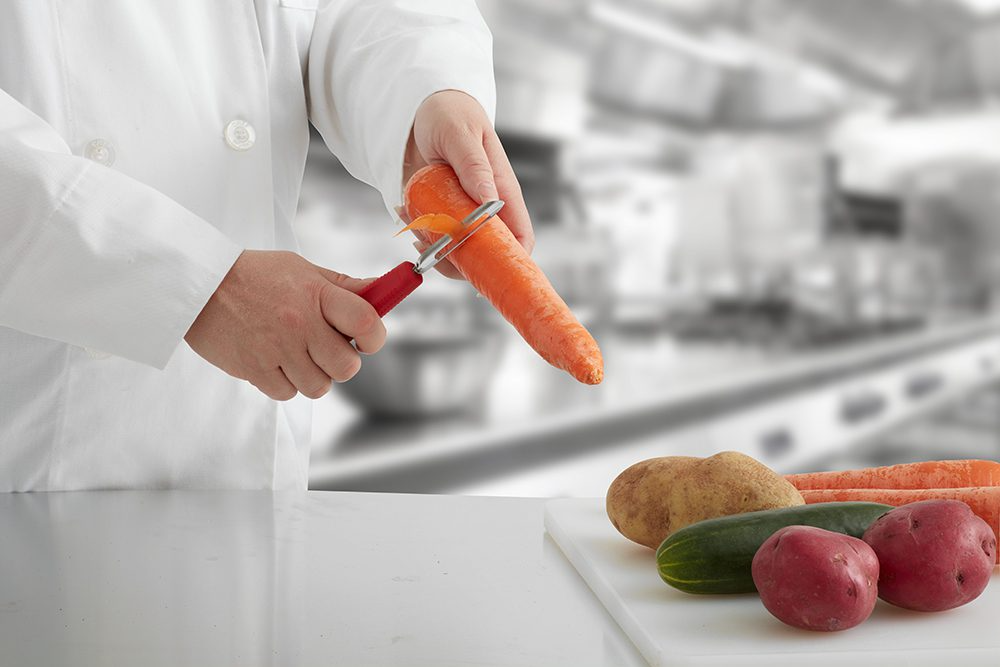 Chef Master 90237 Non-Slip Straight Peeler Chef-Master