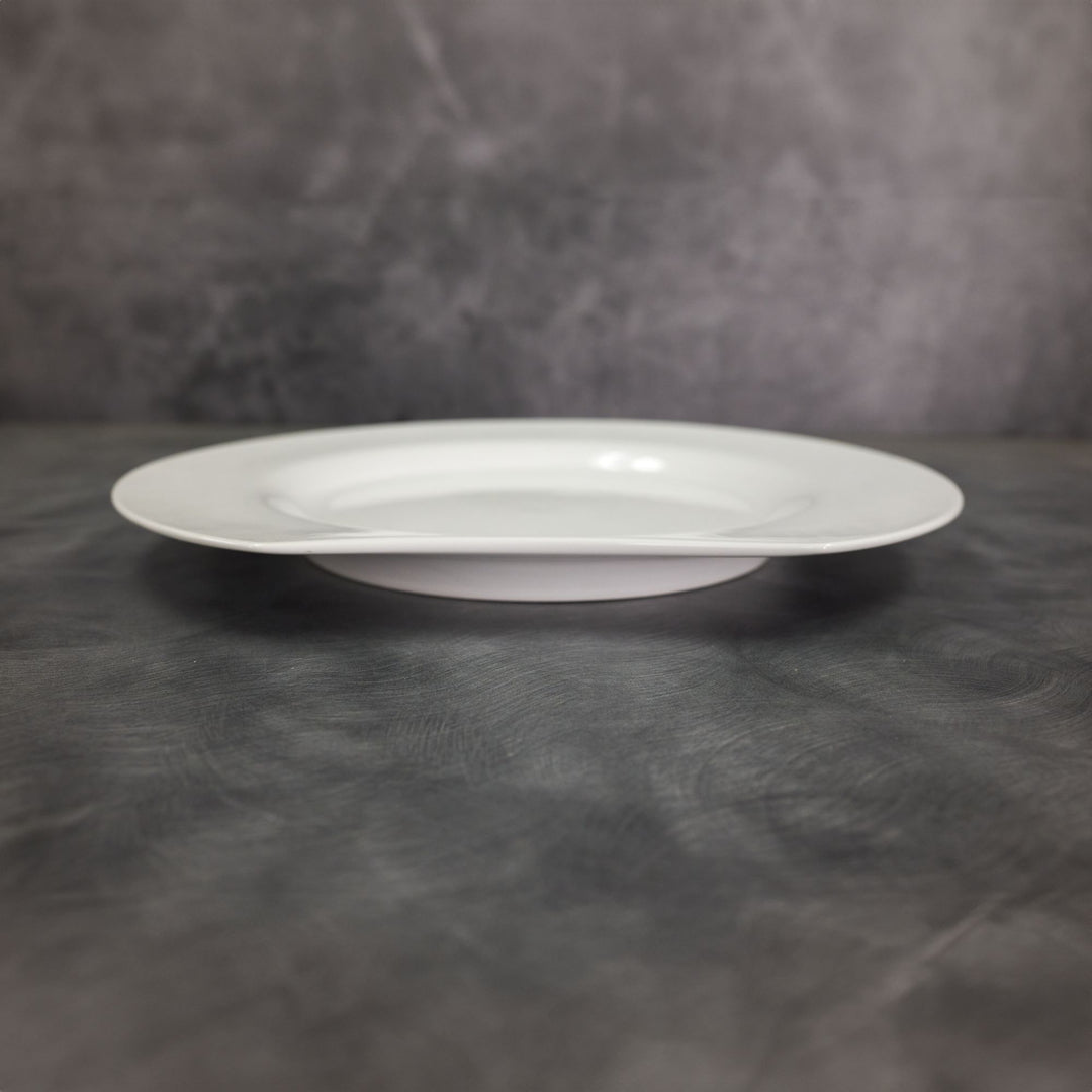 Cardinal R0501 12-1/8" White Crunchy Service Plate
