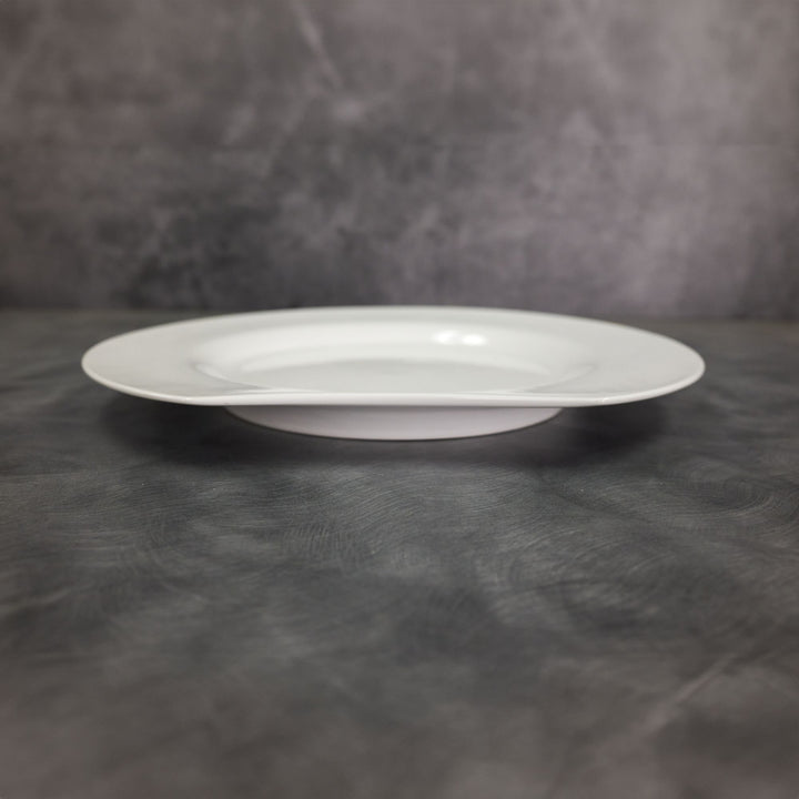 Cardinal R0501 12-1/8" White Crunchy Service Plate