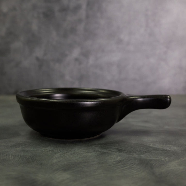 Diversified Ceramics DC28 10 oz Matte Black Handled Soup Bowl Diversified Ceramics