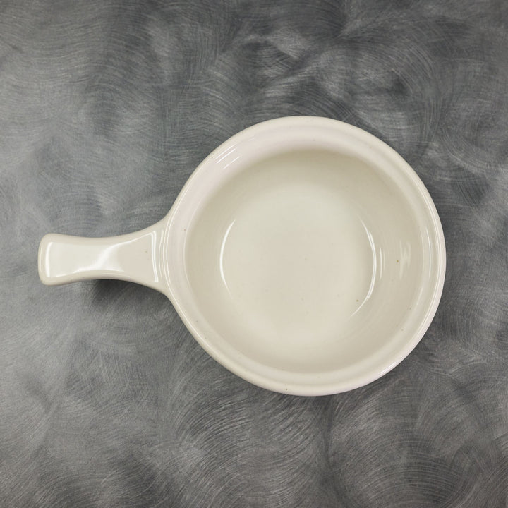 Diversified Ceramics DC26 13 oz Handled Soup Bowl White