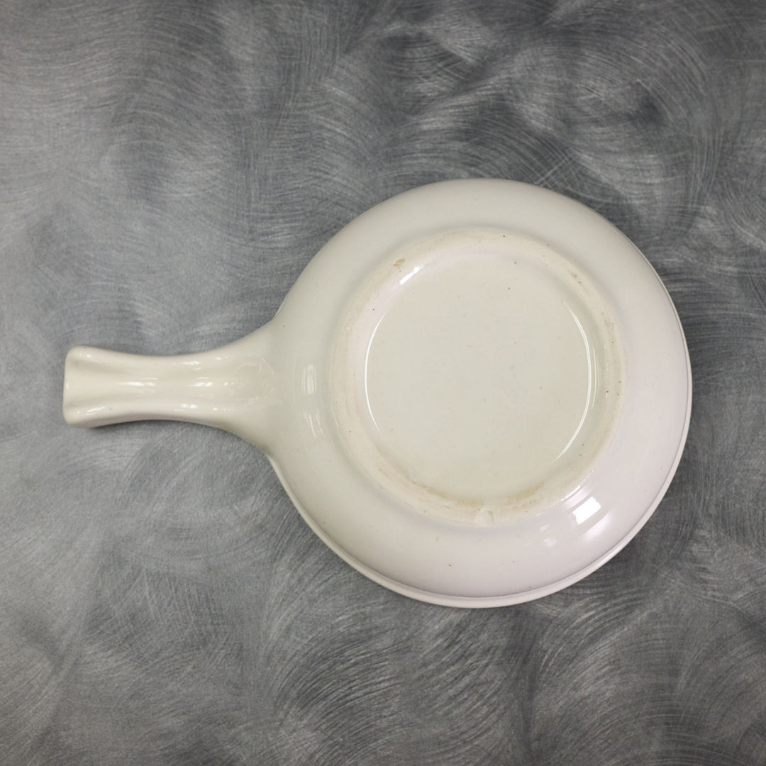 Diversified Ceramics DC26 13 oz Handled Soup Bowl White