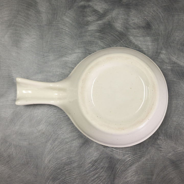 Diversified Ceramics DC14B 9 oz White Handled Soup Bowl