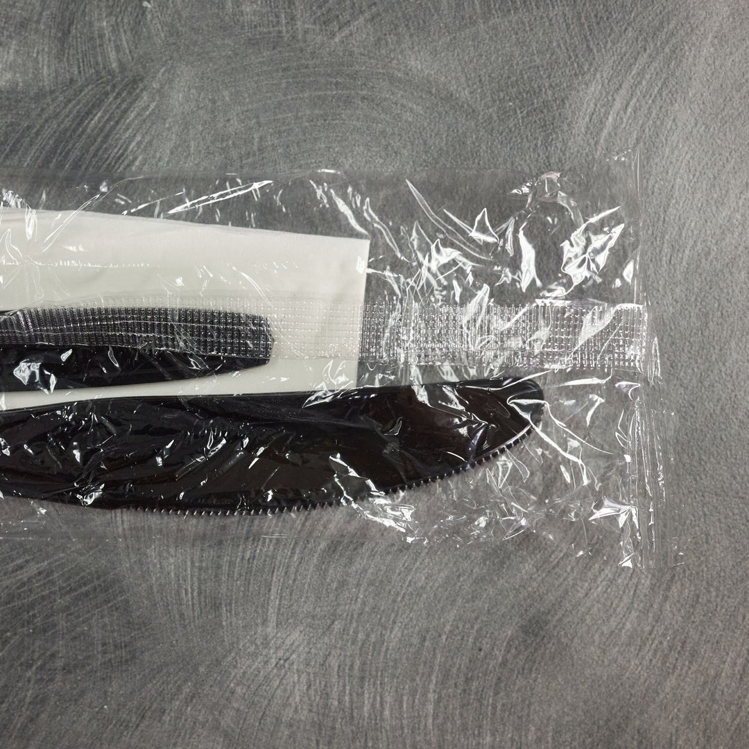 Heavy Weight Black  Plastic Fork/Knife/Napkin/Salt/Pepper 500/Case