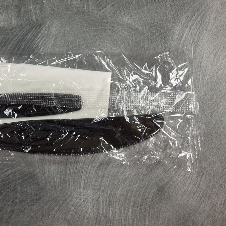 Heavy Weight Black  Plastic Fork/Knife/Napkin/Salt/Pepper 500/Case
