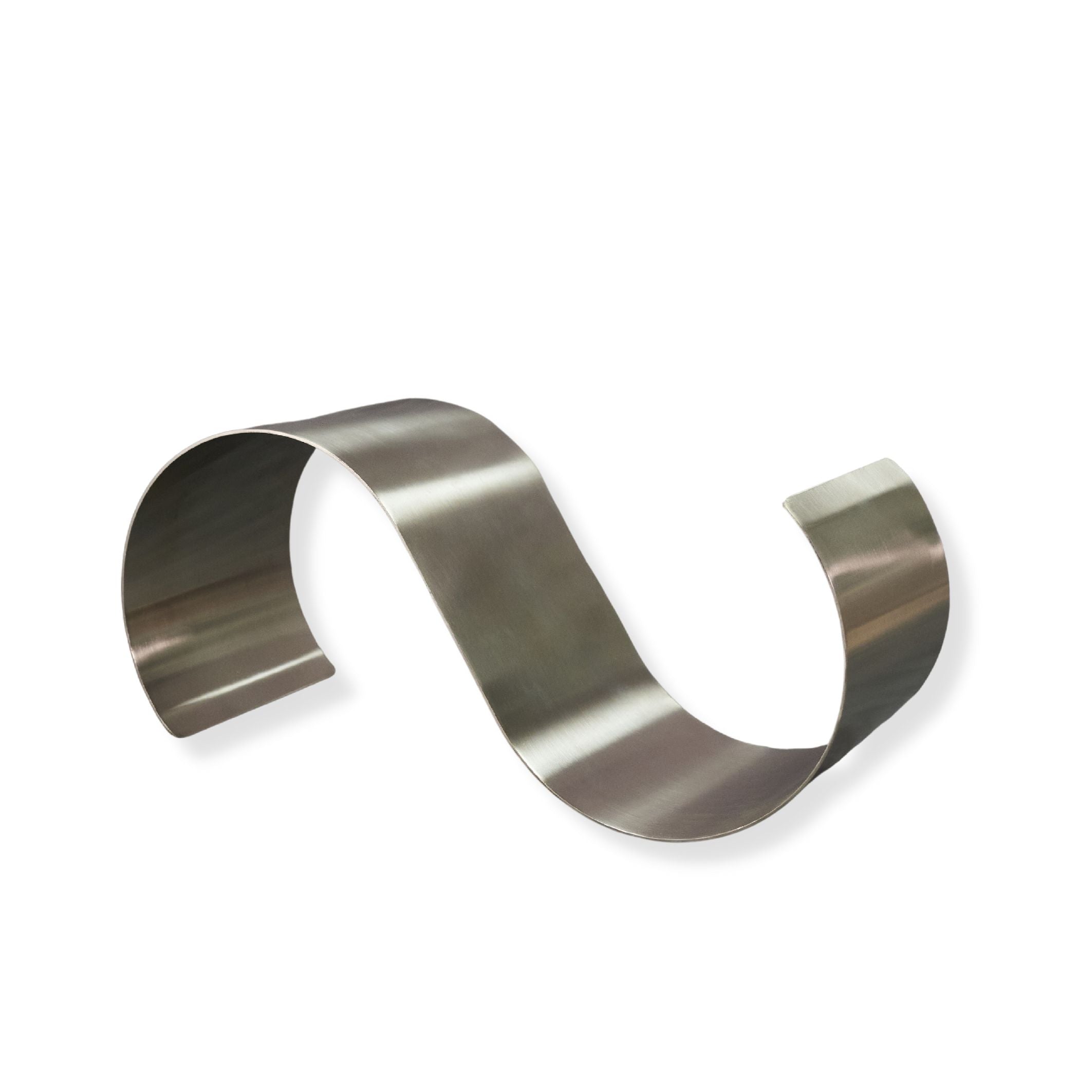 American Metalcraft SSR13 Satin S-Shaped Stainless Steel Riser 13