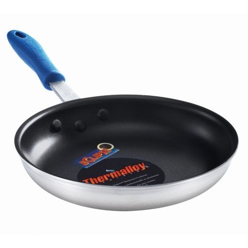 Browne Foodservice Thermalloy Eclipse Non-Stick Coated 10" Fry Pan with Silicone Sleeve Browne Foodservice