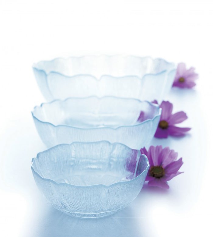 Cardinal Arcoroc 6626 3.5 Qt 10.5" Fleur Bowl Cardinal
