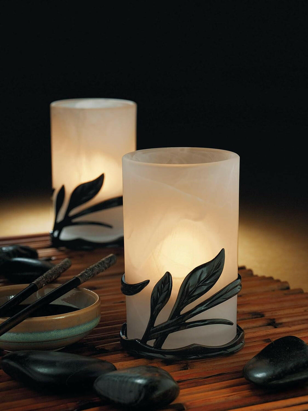 Hollowick Platinum+ Flameless Rechargeable Set with 6 Amber and 6 Warm White LED Candles Hollowick